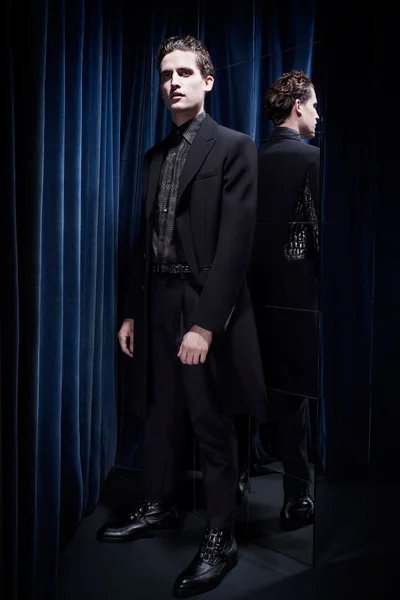 Look 10